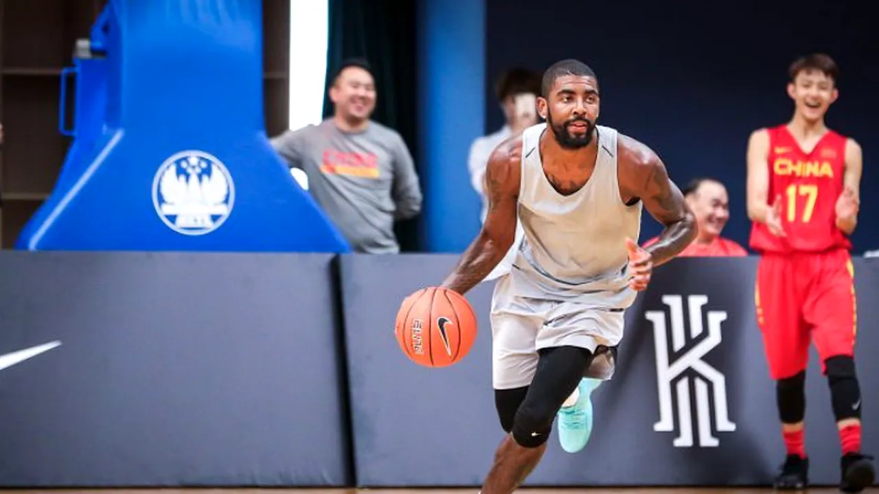 Baschetbalistul NBA Kyrie Irving - Alegerea de a nu se vaccina l-a costat 100 de milioane de dolari