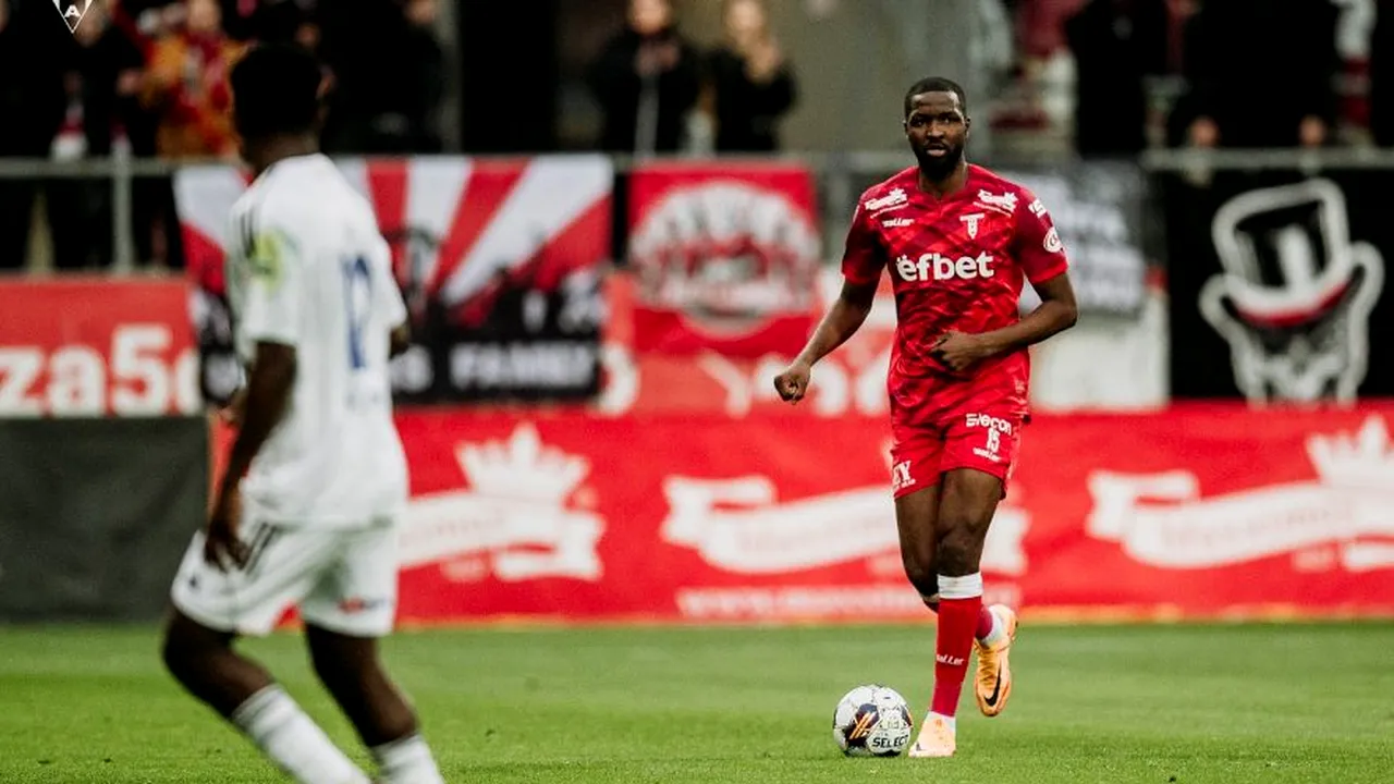 Ibrahima Conte, de la UTA Arad, suspendat trei etape după eliminarea din meciul cu FC Botoşani