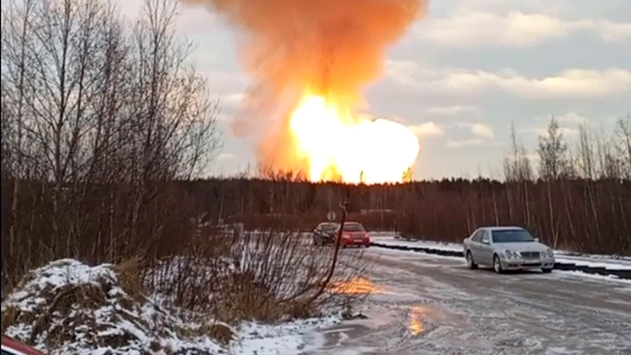 O explozie uriaşă a zguduit Sankt Petersburg, al doilea cel mai mare oraş din Rusia