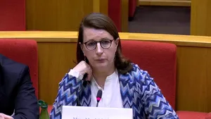 Scandal la Nestlé. Audieri în Senatul francez pentru tratamentele interzise asupra apelor îmbuteliate