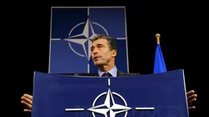 Anders Fogh Rasmussen anunţă numirea Oanei Lungescu în postul de purtător de cuvânt al NATO
