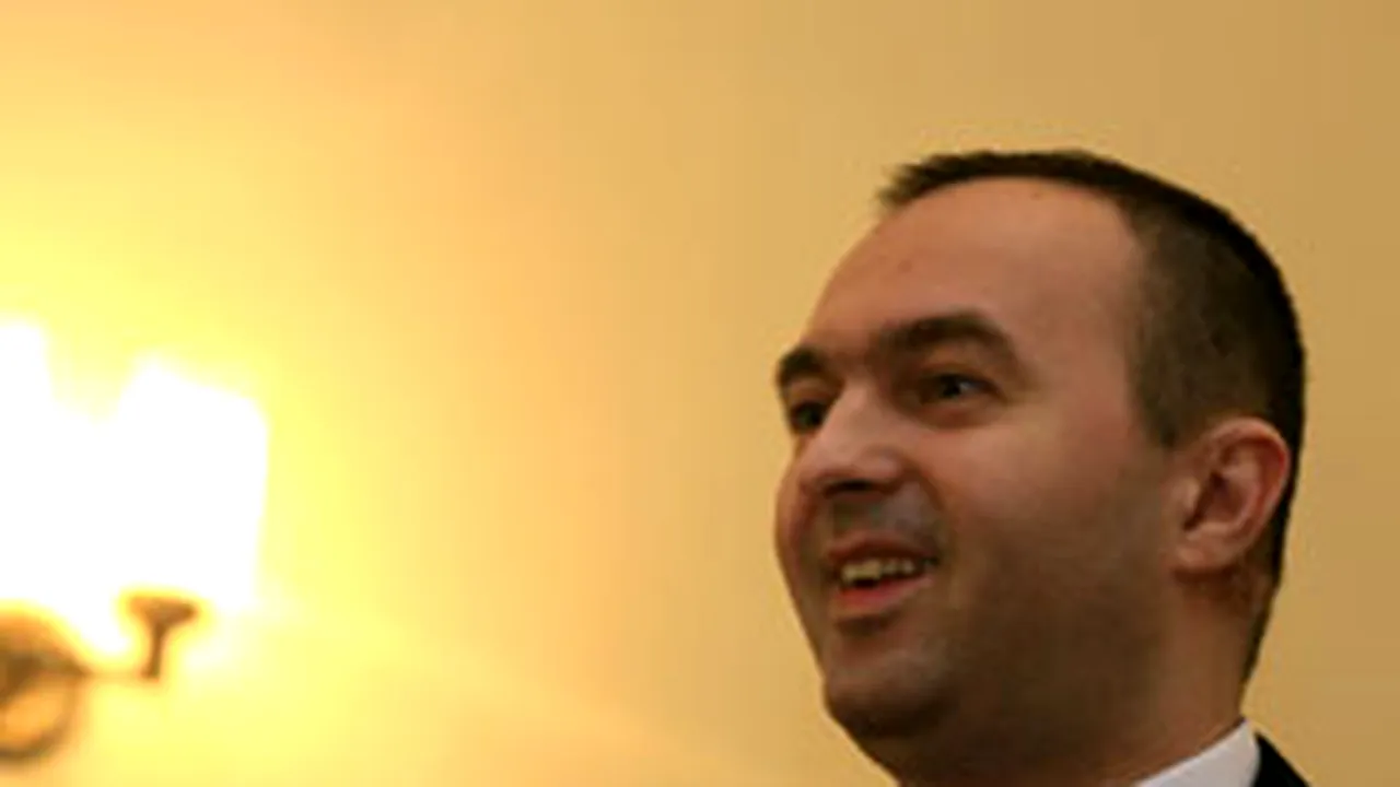 Adomniţiei: Am fost sfătuit să mă însor în campanie pentru a câştiga simpatie