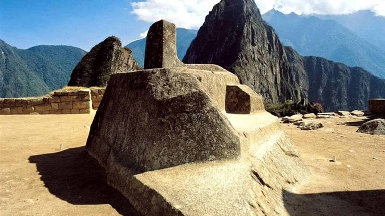 Autorităţile din Peru le solicită turiştilor să nu mai facă nudism în timp ce vizitează Machu Picchu