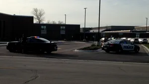 Costumul care a creat panică. O şcoală a fost evacuată după ce un elev a venit îmbrăcat în personajul său preferat