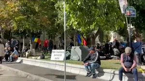 Protest anemic pentru Călin Georgescu. Mai puțin de 50 de oameni au revenit la Arestul Central