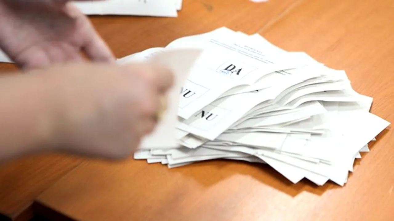 Dosarul fraudelor la referendum: Alţi 13 membri ai unor secţii de votare din judeţul Constanţa, cercetaţi