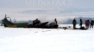 MApN dă publicităţii numele militarilor din elicopterul prăbuşit în judeţul Bacău