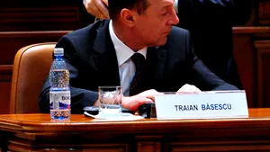 Băsescu către jurnalistul Andrei Bădin: Băi, caraghiosule!