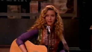 Lisa Kudrow, la 50 de ani: Phoebe din 