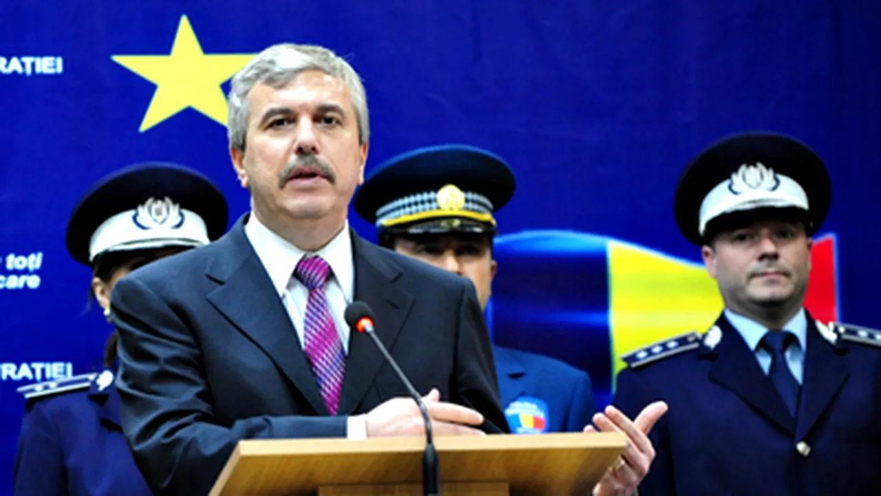 Toţi poliţiştii vor avea aceeaşi culoare