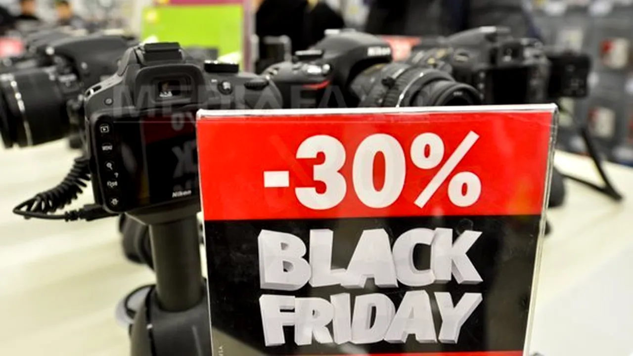 Ce au cumpărat românii de BLACK FRIDAY 2012. Produsele şi magazinele preferate în VINEREA NEAGRĂ