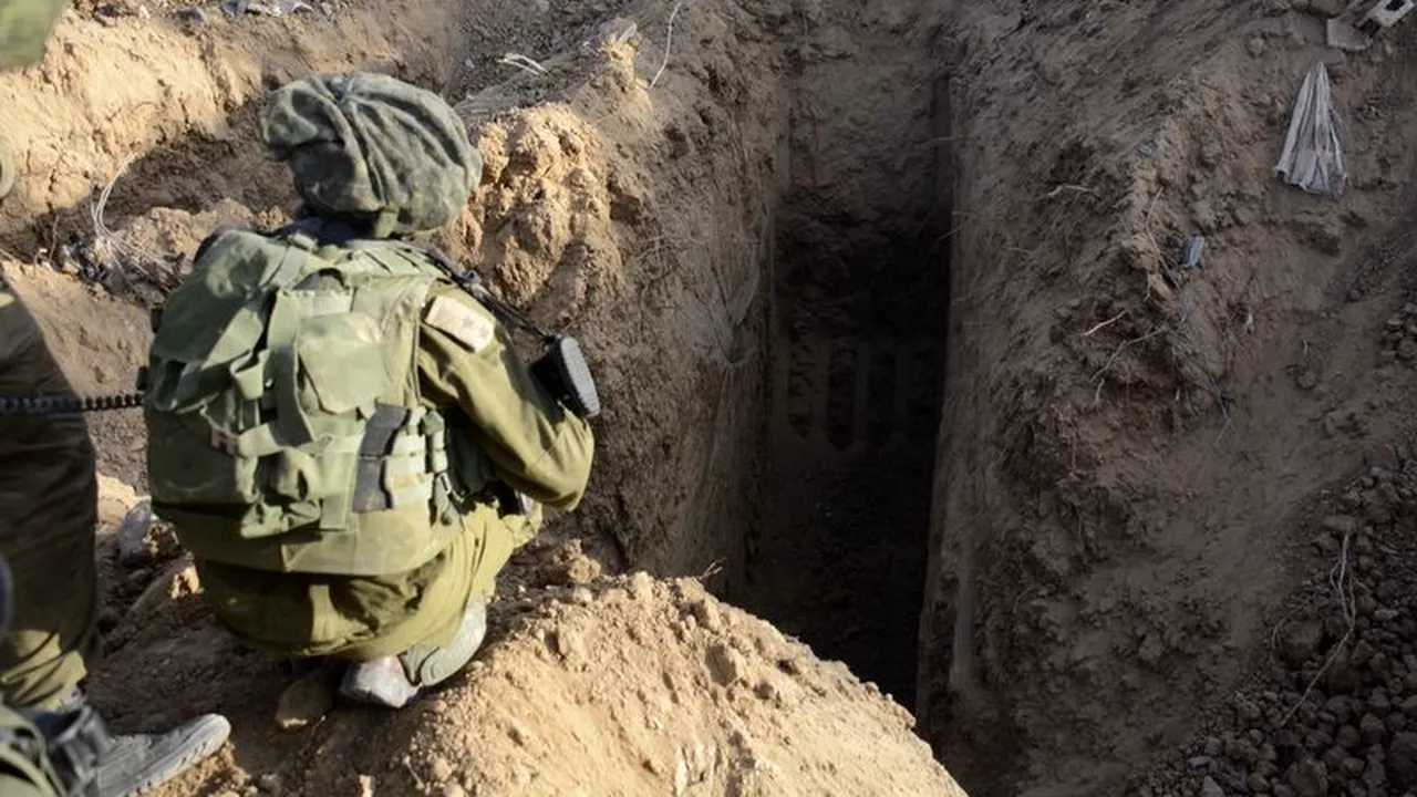Israelul susţine că a descoperit toate tunelurile folosite de militanţii Hezbollah pentru a trece din Liban