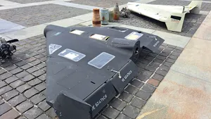 Războiul din Ucraina: Patru persoane au murit după ce o dronă rusească a lovit un autobuz în Herson