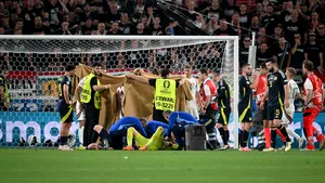 Incident dramatic la meciul dintre Ungaria şi Scoţia. Un jucător s-a accidentat grav