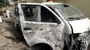 Cel puţin 38 de morţi într-un atentat comis în timpul funeraliilor unui poliţist, în Pakistan