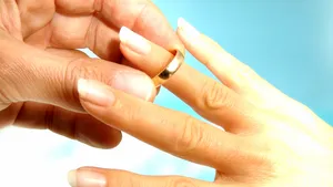 Sediul unei primării din Botoşani, scos la licitaţie în urma unui proces de divorţ / Primarul: Nu o să rămânem fără sediu, o să mă zbat până în ultima clipă