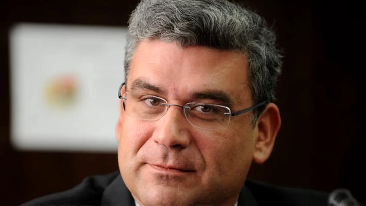 Baconschi: Îi mulţumesc lui Dumnezeu că mi-a dat tăria de a trece cu seninătate peste încercare