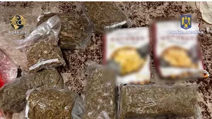 Peste 21 de kilograme de droguri găsite în locuinţa unui bărbat din judeţul Cluj