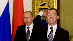 Medvedev şi Putin, personaje de desen animat de Anul Nou