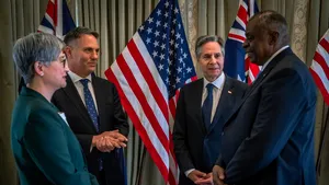 Statele Unite vor ajuta Australia să dezvolte rachete ghidate până în 2025