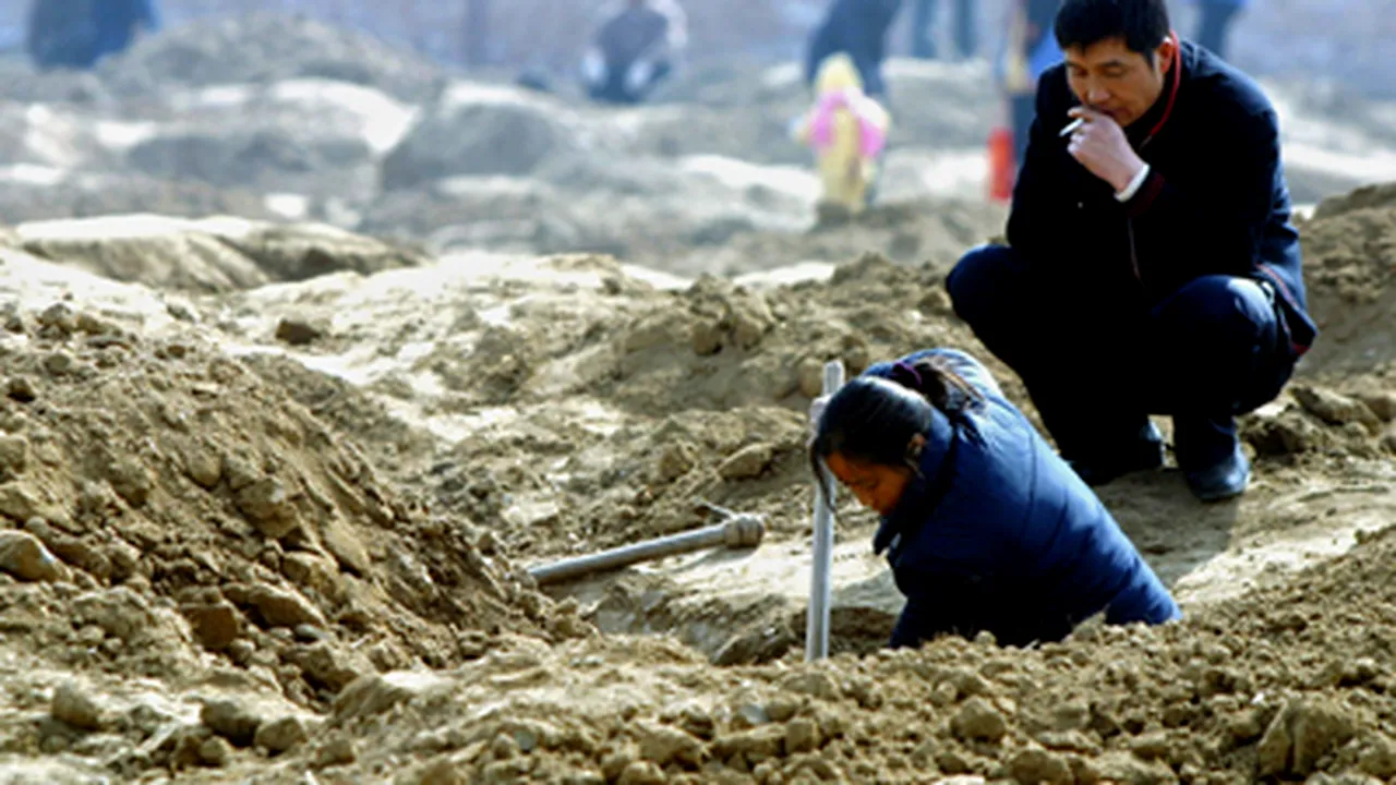 Ceramică veche de 18.000 de ani, descoperită într-o peşteră din China
