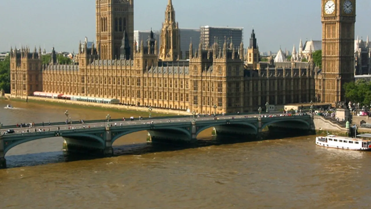Ambasadorul Bulgariei în Marea Britanie denunţă campania UKIP împotriva imigranţilor
