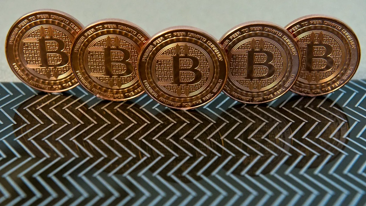 Bitcoinul atinge 50.000 de dolari pentru prima dată în ultima lună
