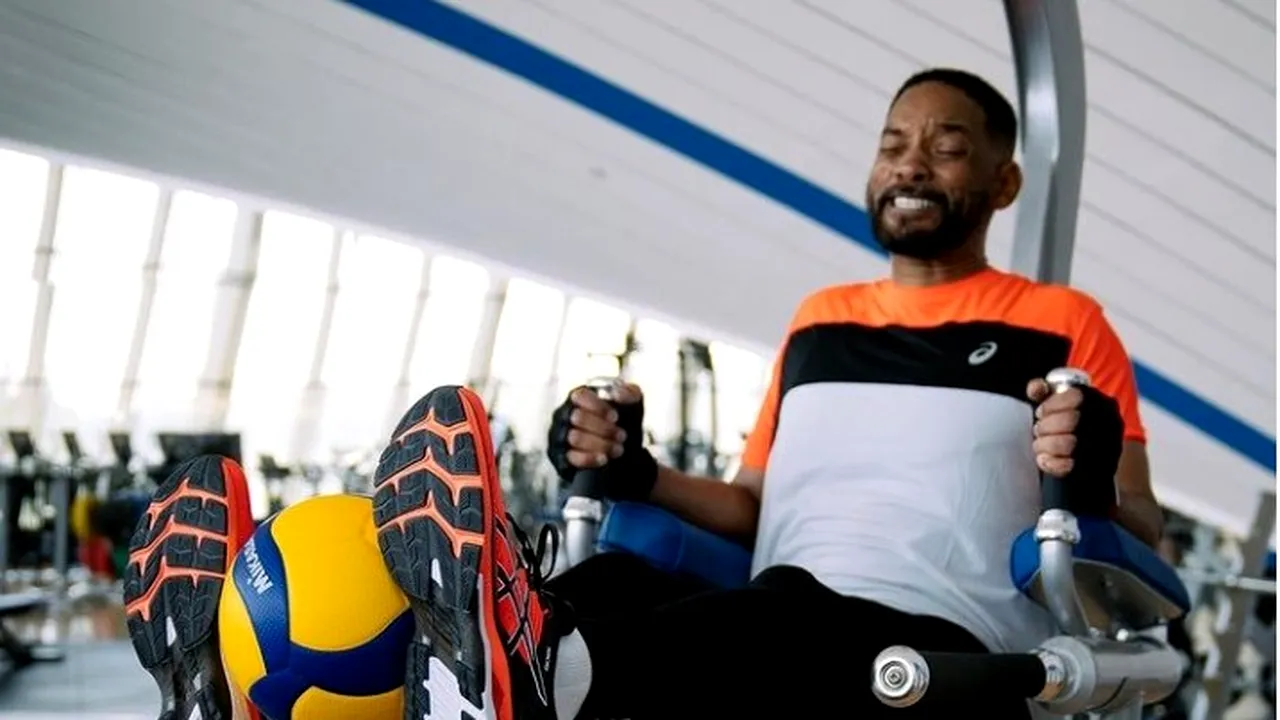 Sportul după pandemie. Actorul Will Smith îşi reaminteşte exerciţiile la sală, într-un clip amuzant devenit viral