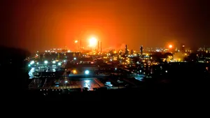 Coreea de Sud ordonă oprirea producţiei la uzina petrochimică Yeochun după ce o explozie a ucis patru persoane