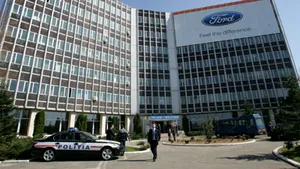 Ford va produce la Craiova şi varianta pentru pasageri a utilitarei Transit Connect