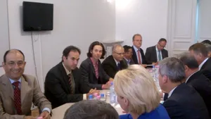 Întâlnire între delegaţia FMI şi liderii PNL-PDL. Partidele au criticat politica Guvernului şi au promis propriul program - VIDEO