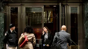 Bank of America se pregăteşte să concedieze 40.000