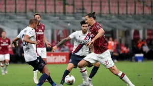 AC Milan zdrobeşte Bologna şi trece în locul lui Napoli în clasament. Milanul luptă pentru a prinde un loc în Europa