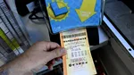 Câștigătorul jackpotului loteriei naționale din Londra nu a revendicat premiul de 10,6 milioane de lire sterline. Banii vor fi donați unor cauze nobile susținute de loterie