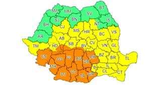 Furtunile lovesc România: Cod PORTOCALIU de vijelii. În Serbia, grindina a fost cât nuca