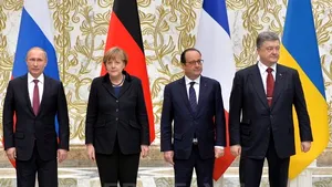 Hollande, Poroşenko, Putin şi Merkel au constatat progrese în implementarea Acordului de la Minsk