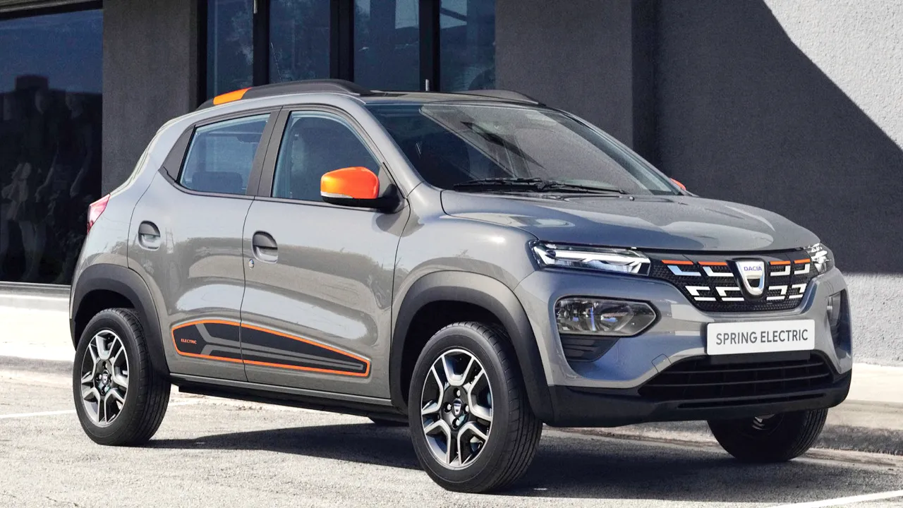 Piaţa auto. Eliminarea primei de 10.000 de euro pentru electrice a dus România pe locul 17 la nivel european