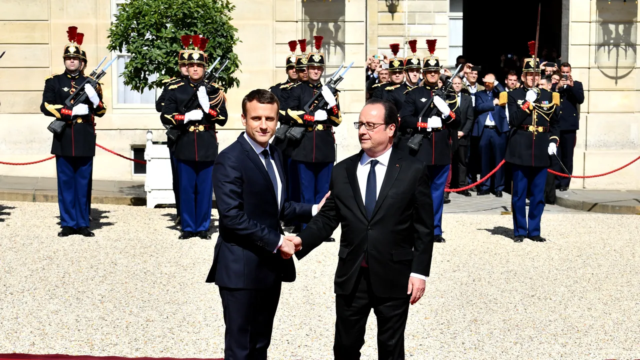 Liderii francezi nu vor ca Marine Le Pen să câştige alegerile. Francois Hollande a anunţat că îl susţine pe Macron