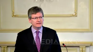 Comisar european: Sunt slăbiciuni în modul de folosire a sumelor prin Fondul Social European