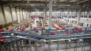 Sellerii români din marketplace-ul regional eMAG au exportat 5 milioane de produse în Ungaria şi 3,3 milioane în Bulgaria în prima jumătate a anului (P)