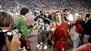 Fostul atacant Trevor Francis, primul jucător britanic de 1 milion de lire sterline, a murit la 69 de ani