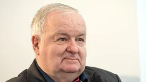 Fostul comentator sportiv Cristian Ţopescu a ajuns de URGENŢĂ la Spitalul Elias din Capitală