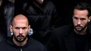 Justiția din România a ridicat a ridicat controlul judiciar impus fraților Tate. Statul român va suporta cheltuielile de judecată