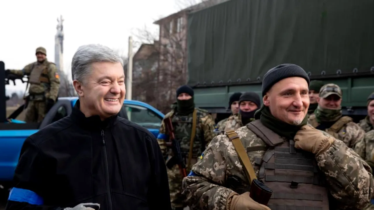 Fostul preşedinte ucrainean, Petro Poroshenko, îl invită pe Biden în Ucraina