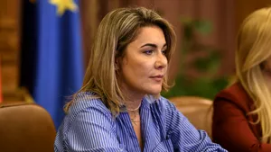 Gianina Șerban (deputat AUR): „Cerem demisia ministrului de Externe Oana Țoiu! Cetățenii români nu pot fi tratați cu dispreț”