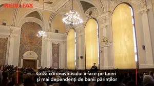 Criza coronavirusului îi face pe tineri şi mai dependenţi de banii părinţilor 