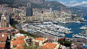 Monaco rămâne cea mai scumpă piaţă a proprietăţilor de lux. La ce sumă ajunge metrul pătrat în Principatul respectiv