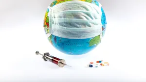 Alerta COVID continuă în întreaga lume. Numărul cazurilor a depăşit pragul de 240 de milioane. Care sunt cauzele 