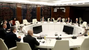 Ciucă a purtat discuţii cu secretarul adjunct al Departamentului de Energie al SUA despre securitatea energetică europeană şi extinderea programului nuclear civil