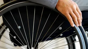 Creşterea indemnizaţiilor invalizilor şi veteranilor de război a primit raport de respingere în comisia de specialitate